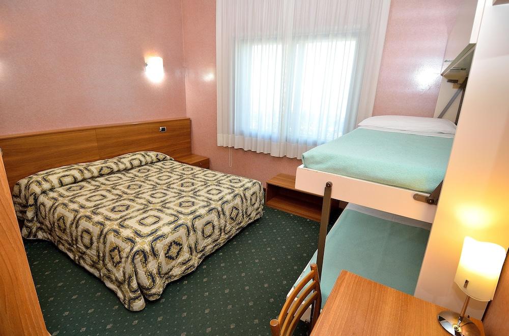 Hotel Nuova