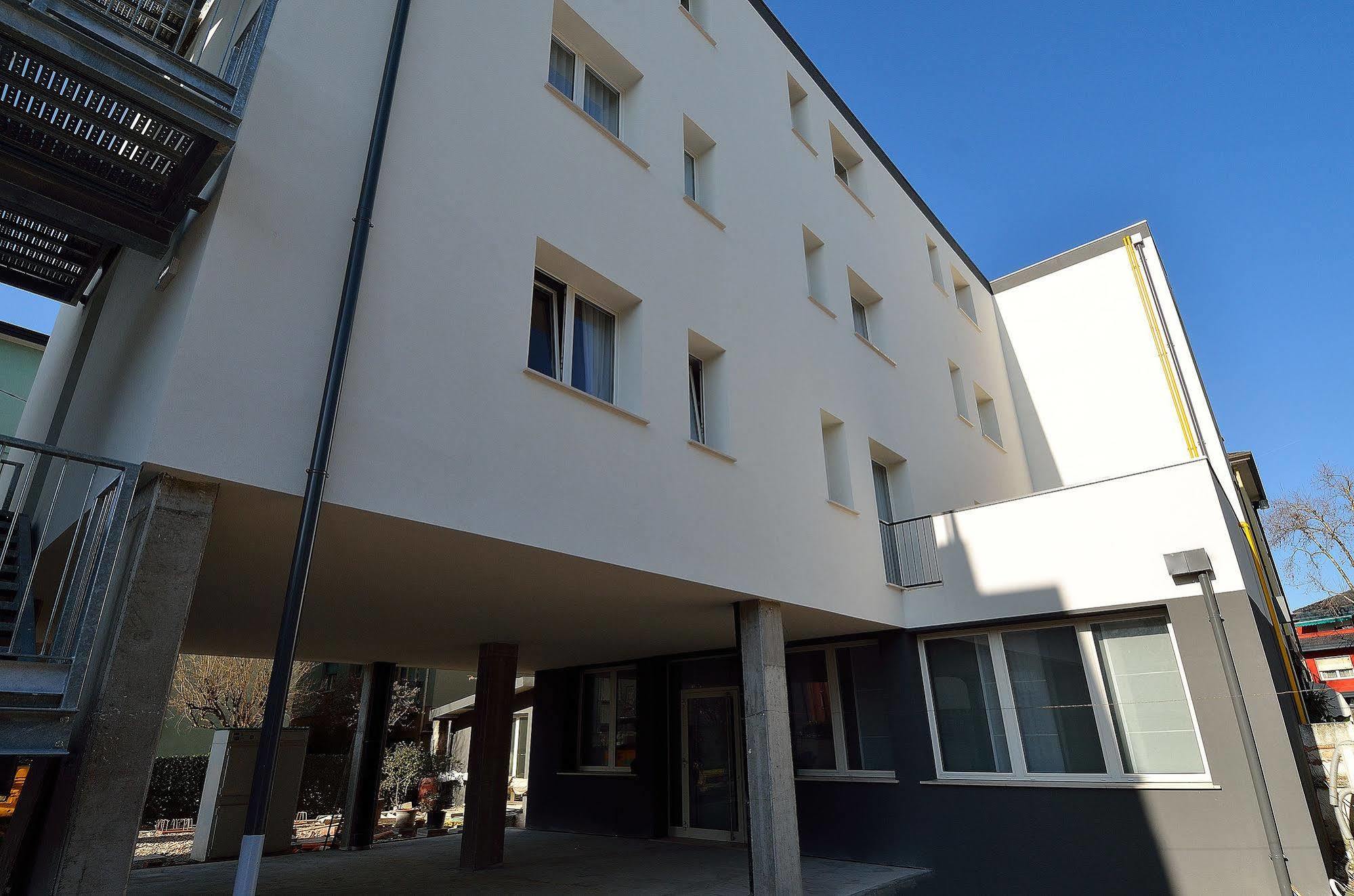 Hotel Nuova 3*